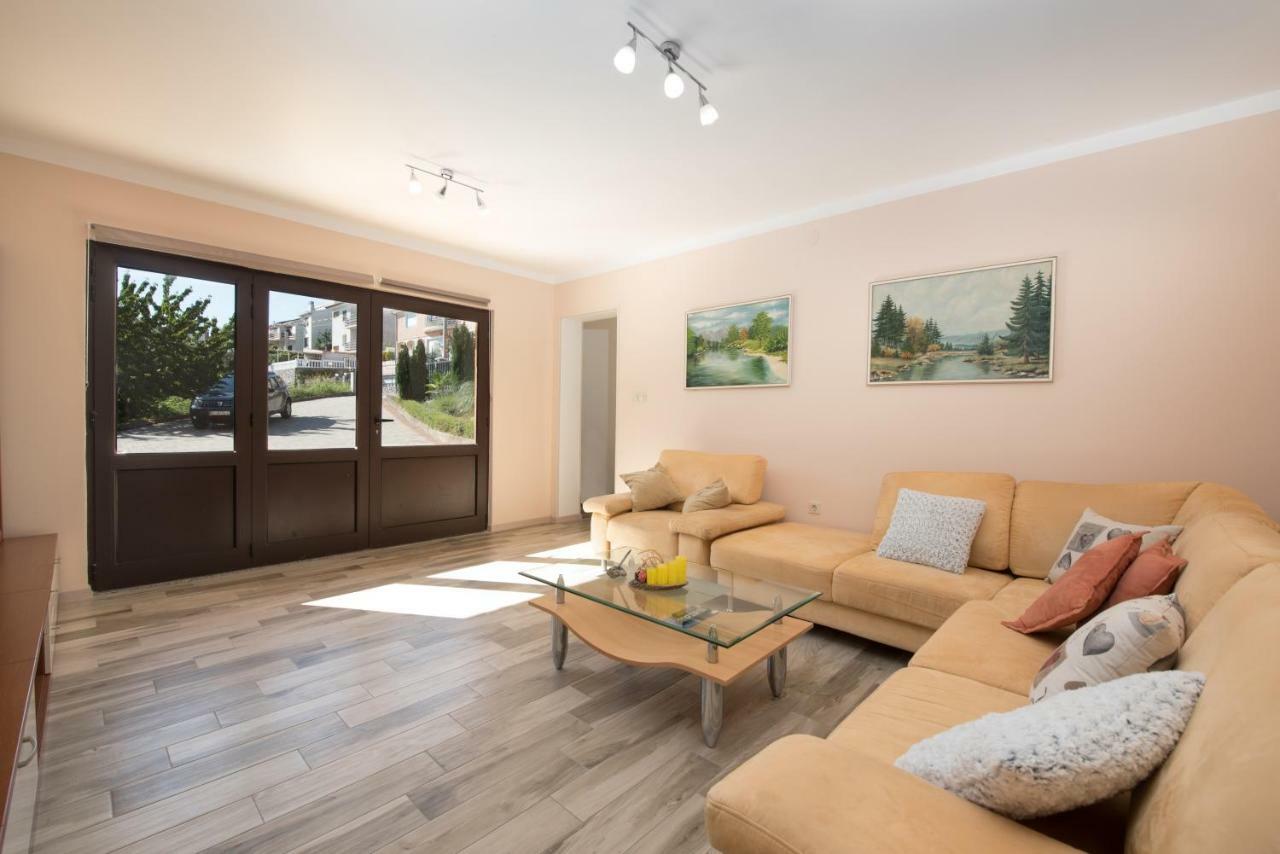 Apartman Vita غييكا المظهر الخارجي الصورة