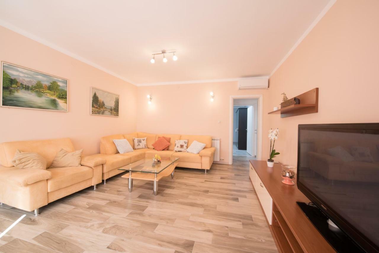 Apartman Vita غييكا المظهر الخارجي الصورة